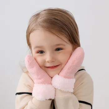 Зимни детски топли спортни ръкавици добро качество с пълни пръсти, трикотажни ластични ски ръкавици, подходящи за деца от 1 до 6 години и момичета
