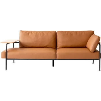 Двойна кожен диван в скандинавски минималистичном стила на съвременната домашна хол, малка и луксозна оформление