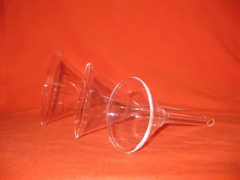 Фуния лаборатория с къса прическа с дебелина 60 мм, от дебело стъкло всяка цена за 1бр