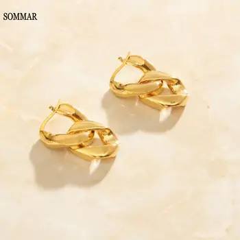 SOMMAR 2022 Тенденция дамски обеци златен цвят, окачване, интернет-знаменитост, обеци двоен пръстен и катарама за жени на едро с фабрика