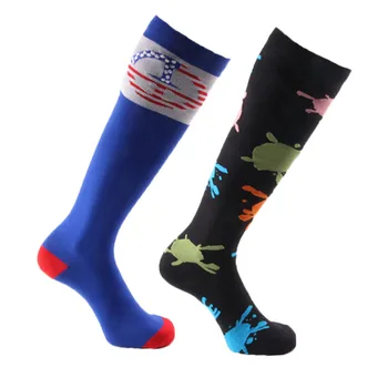 Компресия чорапи Унисекс за мъже и жени, са подходящи за бягане, атлетика, облекчаване на болката в крака, чорапи за фитнес, спортове на открито, дълги чорапи